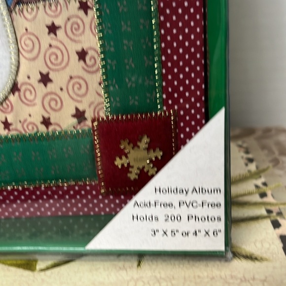 Hallmark Snowman Photo Album - Picture 2 of 5